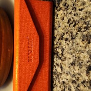 DI VALDI Orange Sunglass Case